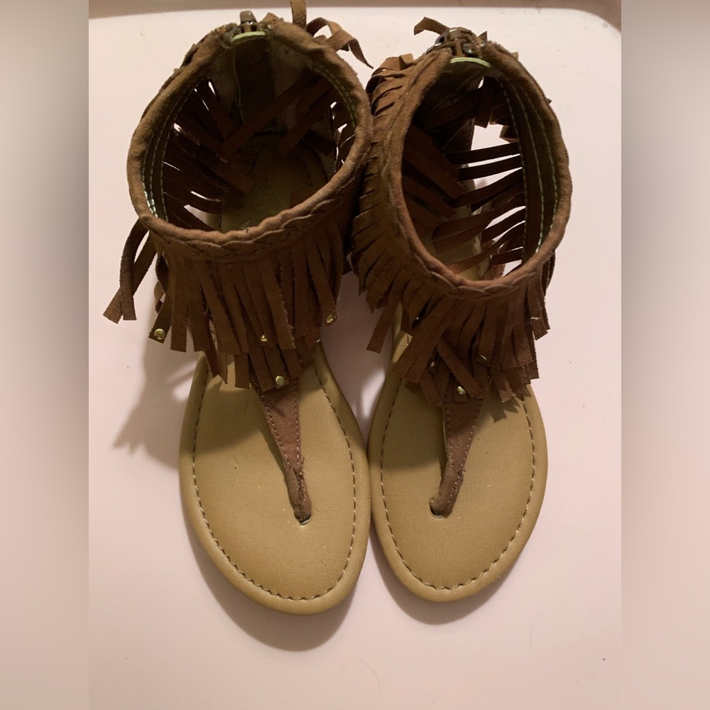 Girls Fringe Sandal